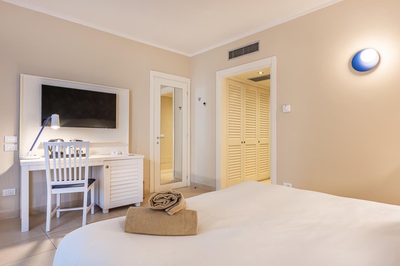 Voi Daniela Essentia Hotel Conca Specchiulla Buitenkant foto