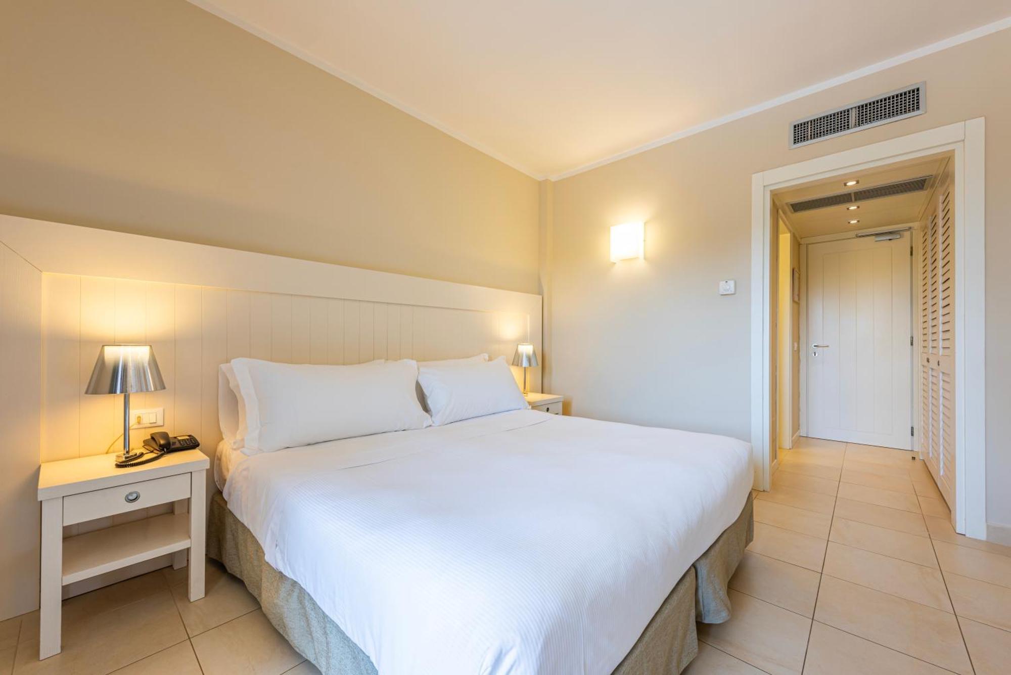 Voi Daniela Essentia Hotel Conca Specchiulla Buitenkant foto